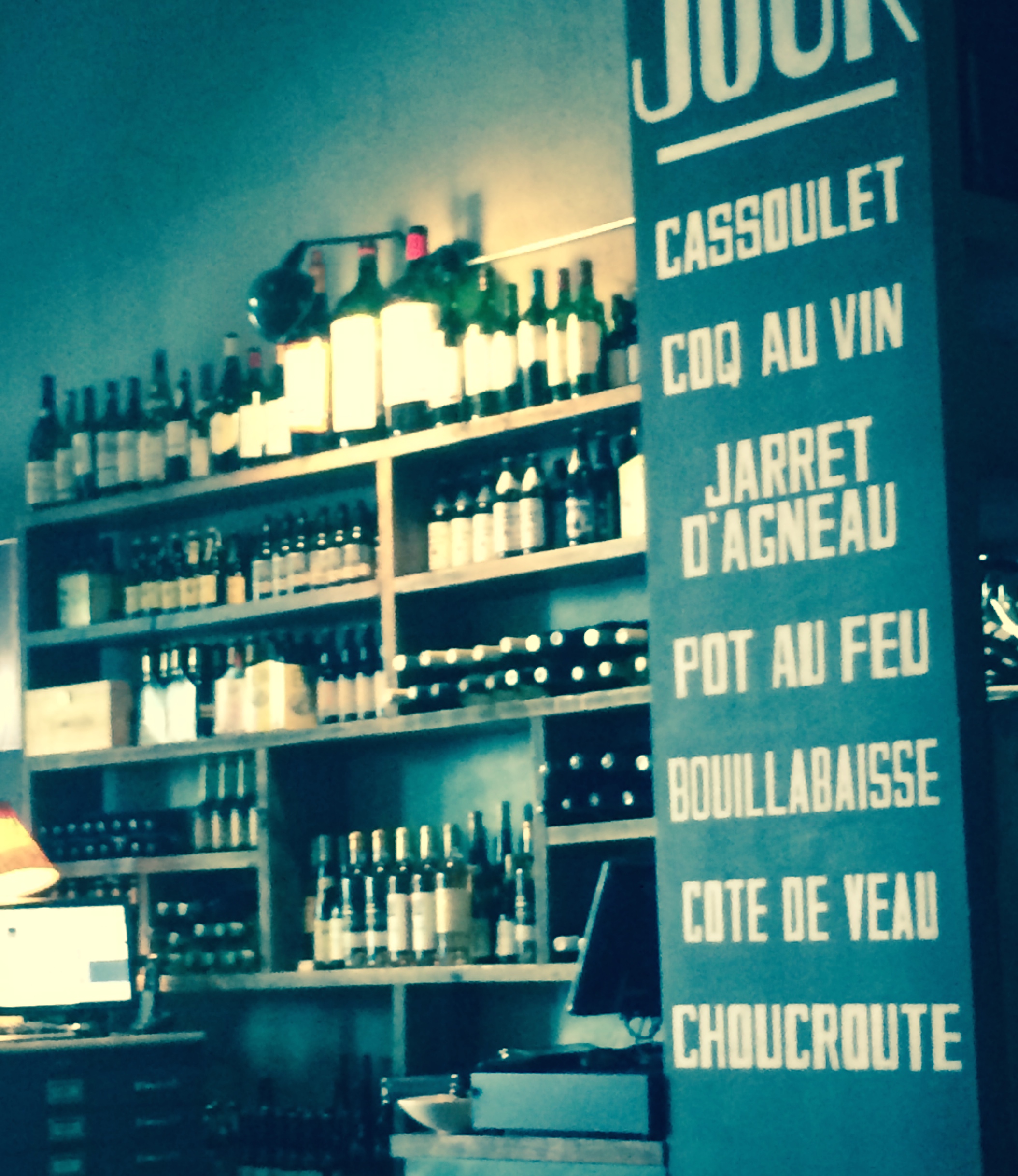 le-philosophe-french-restaurant-in-new-york-blush-beyond
