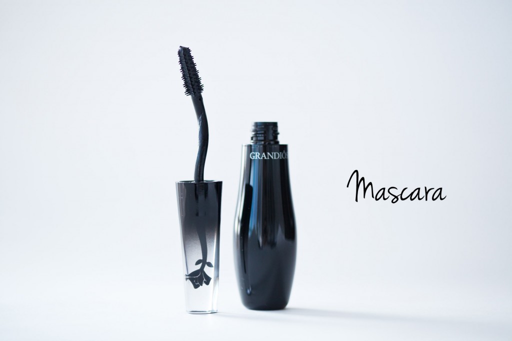 mascara